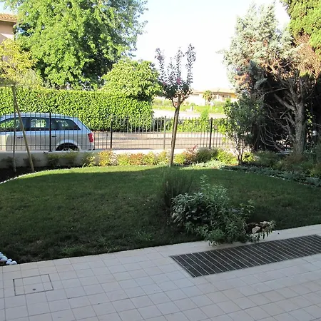 Apartment On Via Enrico Cialdini 3